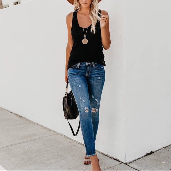 1 LEFT‼️5 🌟 Bridgett Frayed Skinnies - Picture 3 of 8